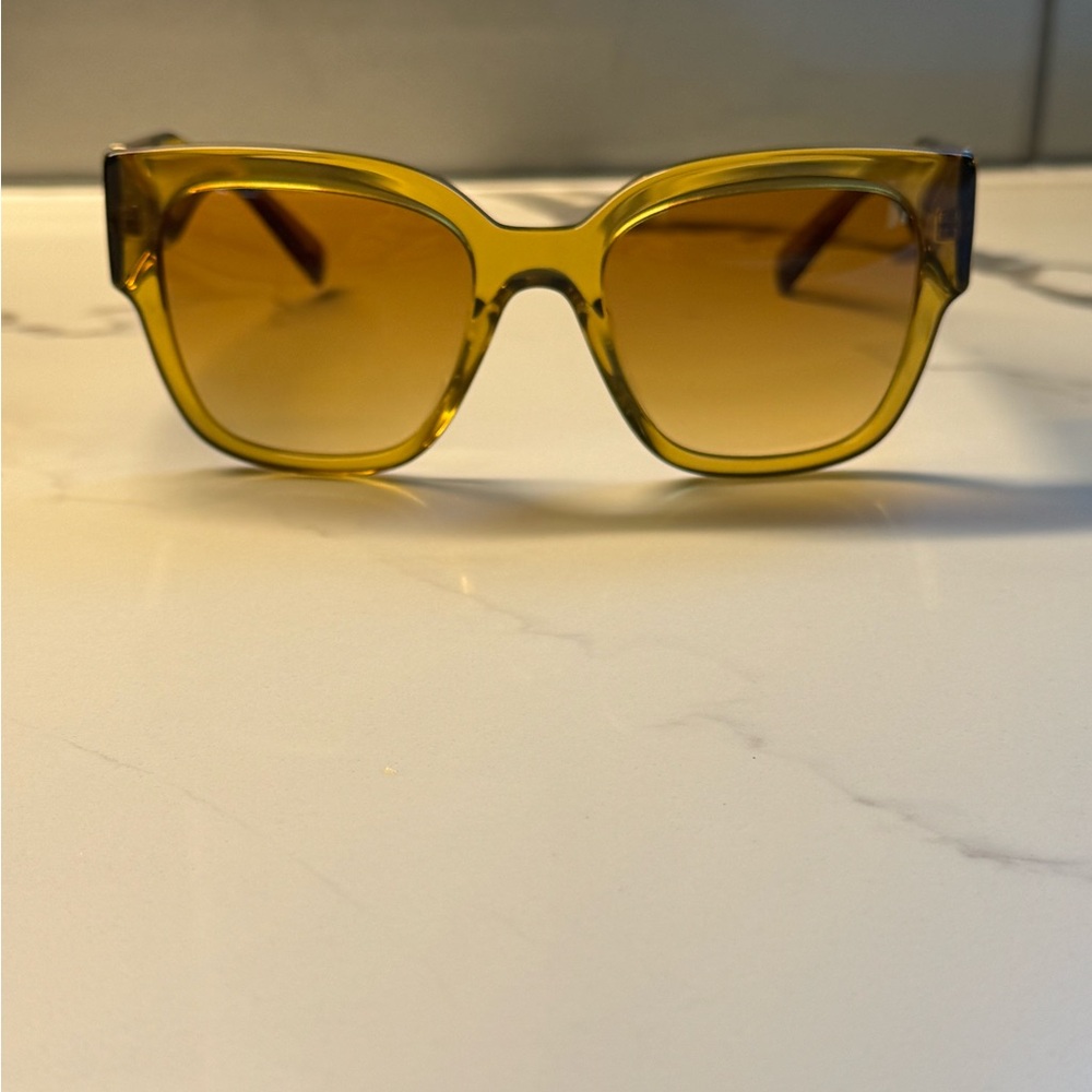 Versace Bold Amber Sunglasses